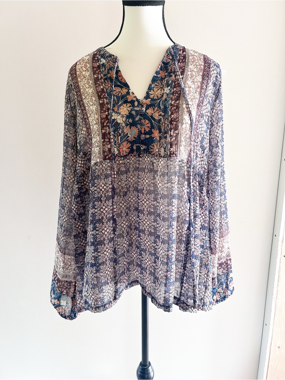 NWT Mystree Floral Patchwork Sheer Tunic Long Sleeves Flowy Size Small